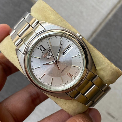 Rare Seiko 5 SNXA19 Automatic 7s26-0430 Silver Dial Day Date Steel Vintage Watch