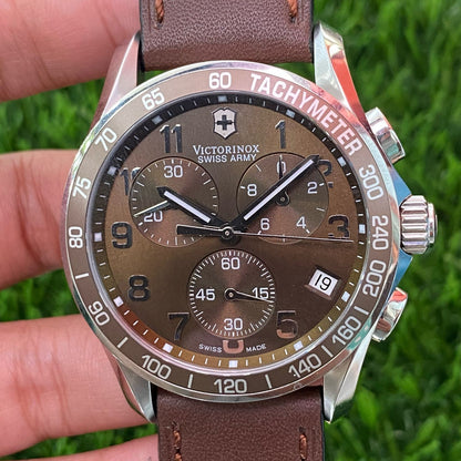 Rare Victorinox Swiss Army V251151  Chronograph Brown Dial Swiss Watch Men