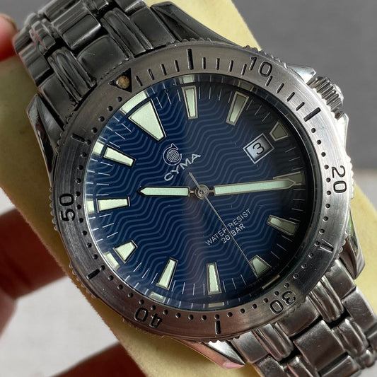 Rare Cyma Diver Master Quartz 200 meter Blue Dial Steel Swiss Watch Men Vintage