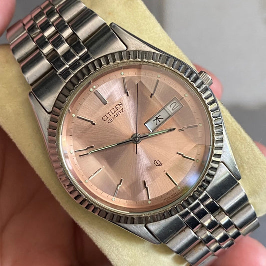 Rare Citizen Quartz Faceted Glass Salmon Dial Day Date JDM Watch Vintage Men