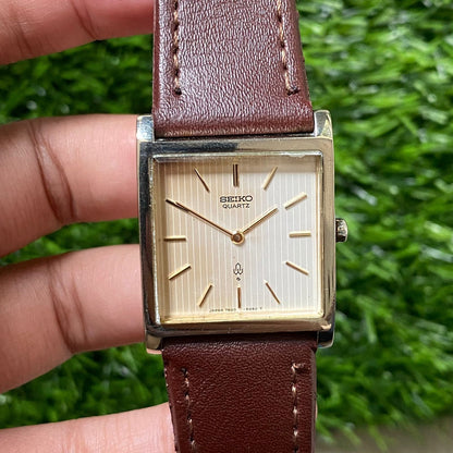 Rare Seiko Quartz Tank Baton Index Aging Dial Patina Dress Watch Vintage Classic