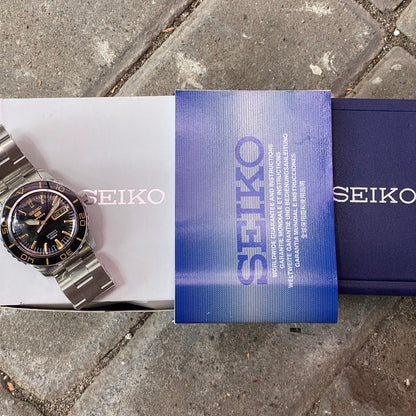 Rare Seiko 5 Sports SNZH57K1 Automatic Black Dial Gold Fifty Fanthoms Watch Men