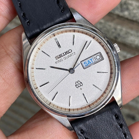 RARE Seiko King Twin Quartz 9923-7020 Day Date White Dial Vintage Men Watch