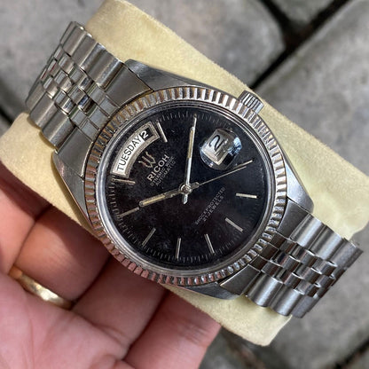 Rare Ricoh President Dynamic Wide Black Dial Automatic 21 Jewels Vintage Watch