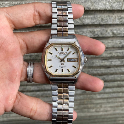 Rare Orient Quartz Oak Style Hexagon Day Date Two Vintage Men Watch